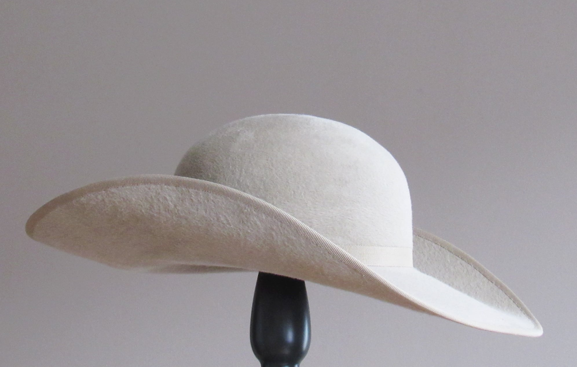 1770s Round Hat