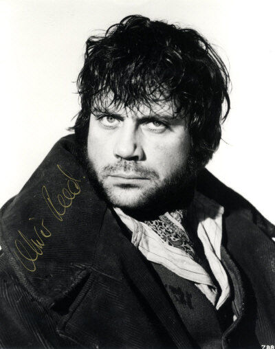 OLIVER REED Signed Photo Poster paintinggraph - Outrageous / Wild Film Actor - preprint