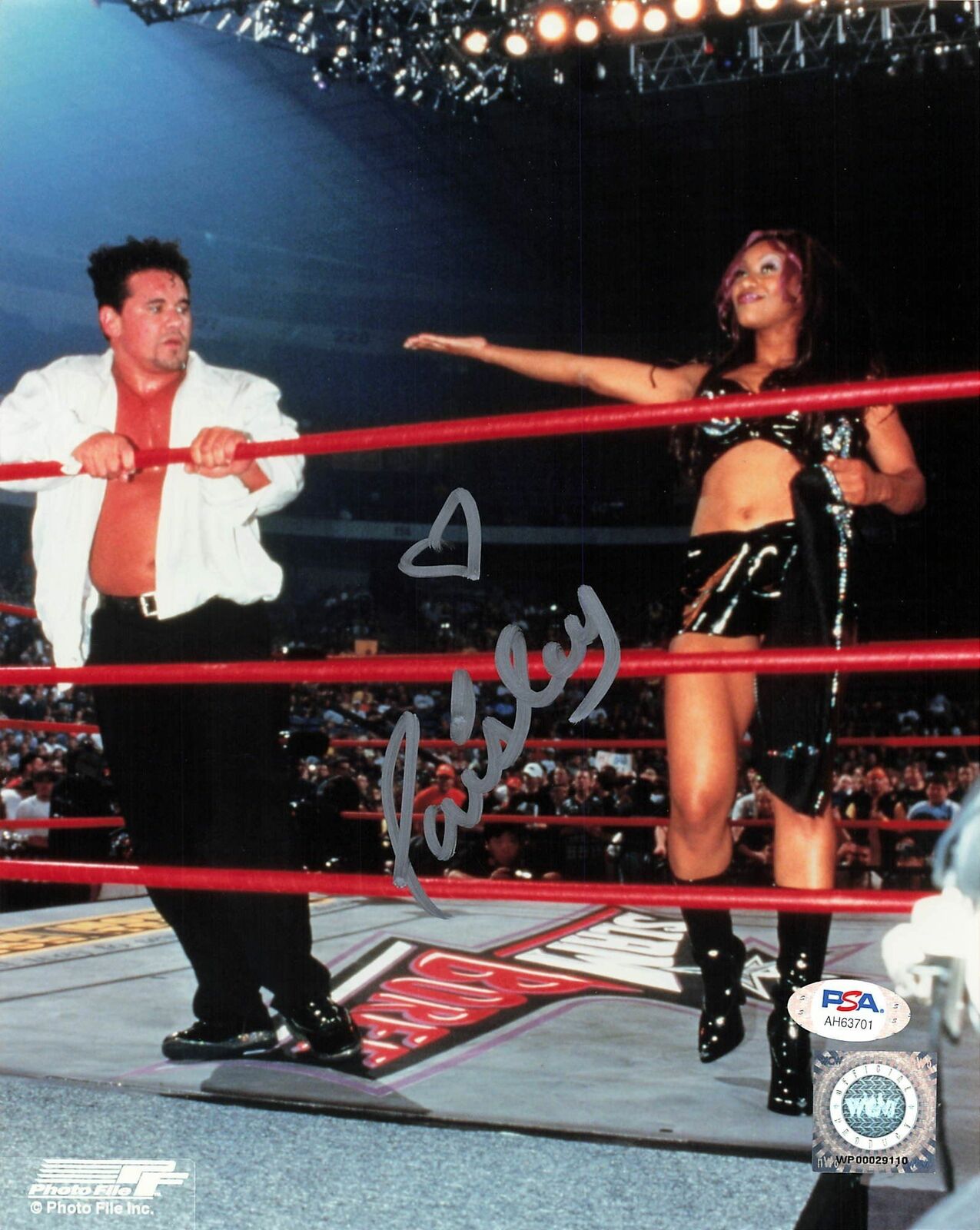 Sharmell signed 8x10 Photo Poster painting PSA/DNA COA WWE Autographed Sexy Paisley