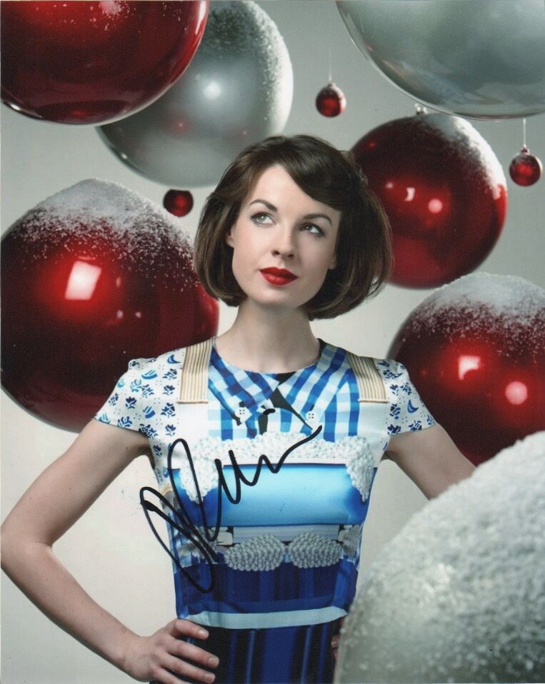 Jessica Raine Autographed Signed 8x10 Photo Poster painting COA