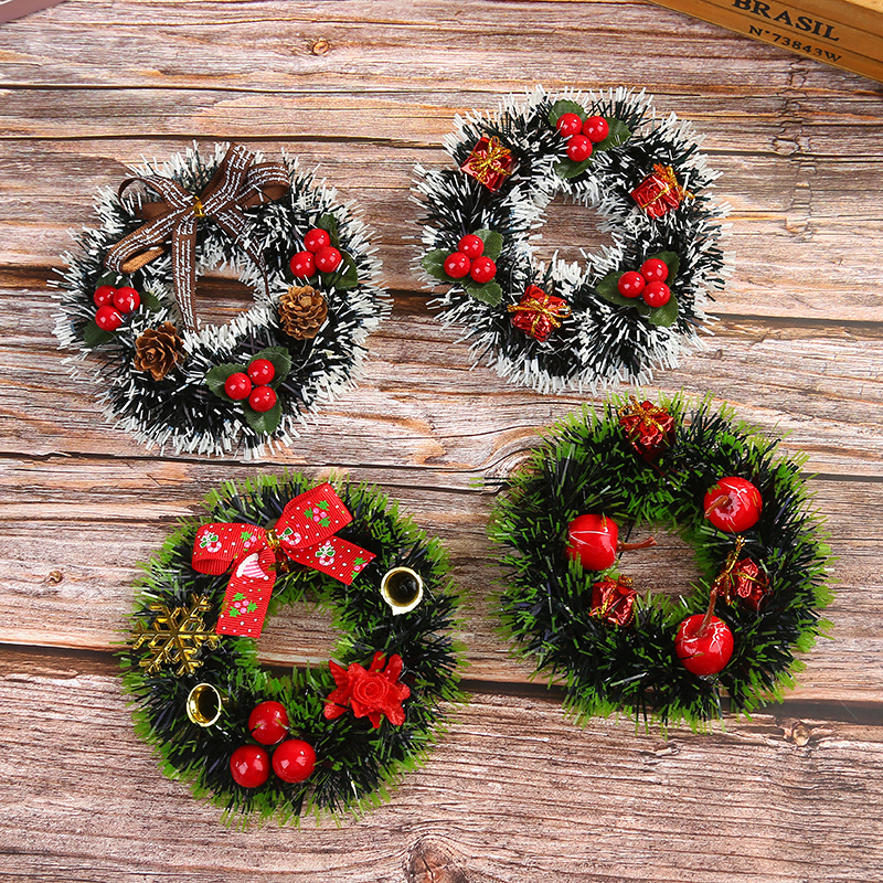 Christmas Wreath Decoration 12cm Mini Tree Ornaments