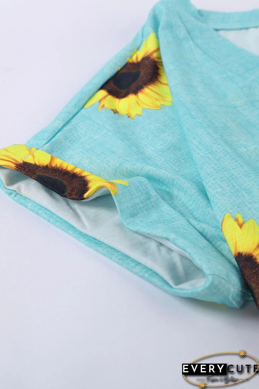 Short Sleeve V Neck Sunflower Print Mini Dress with Pocket