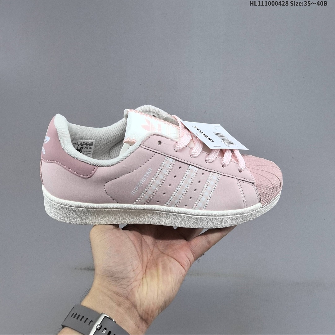 Low-top classic versatile casual sports sneakers