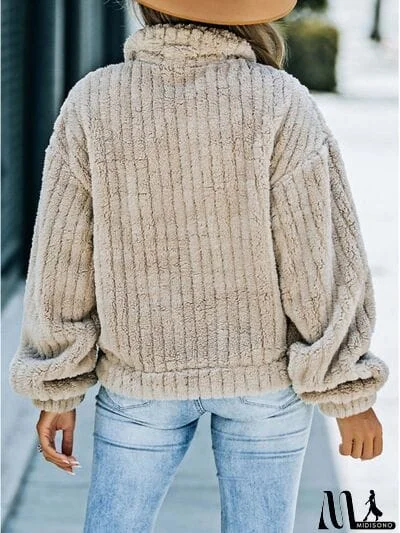 MidiSono - Fuzzy Button Up Collared Neck Jacket