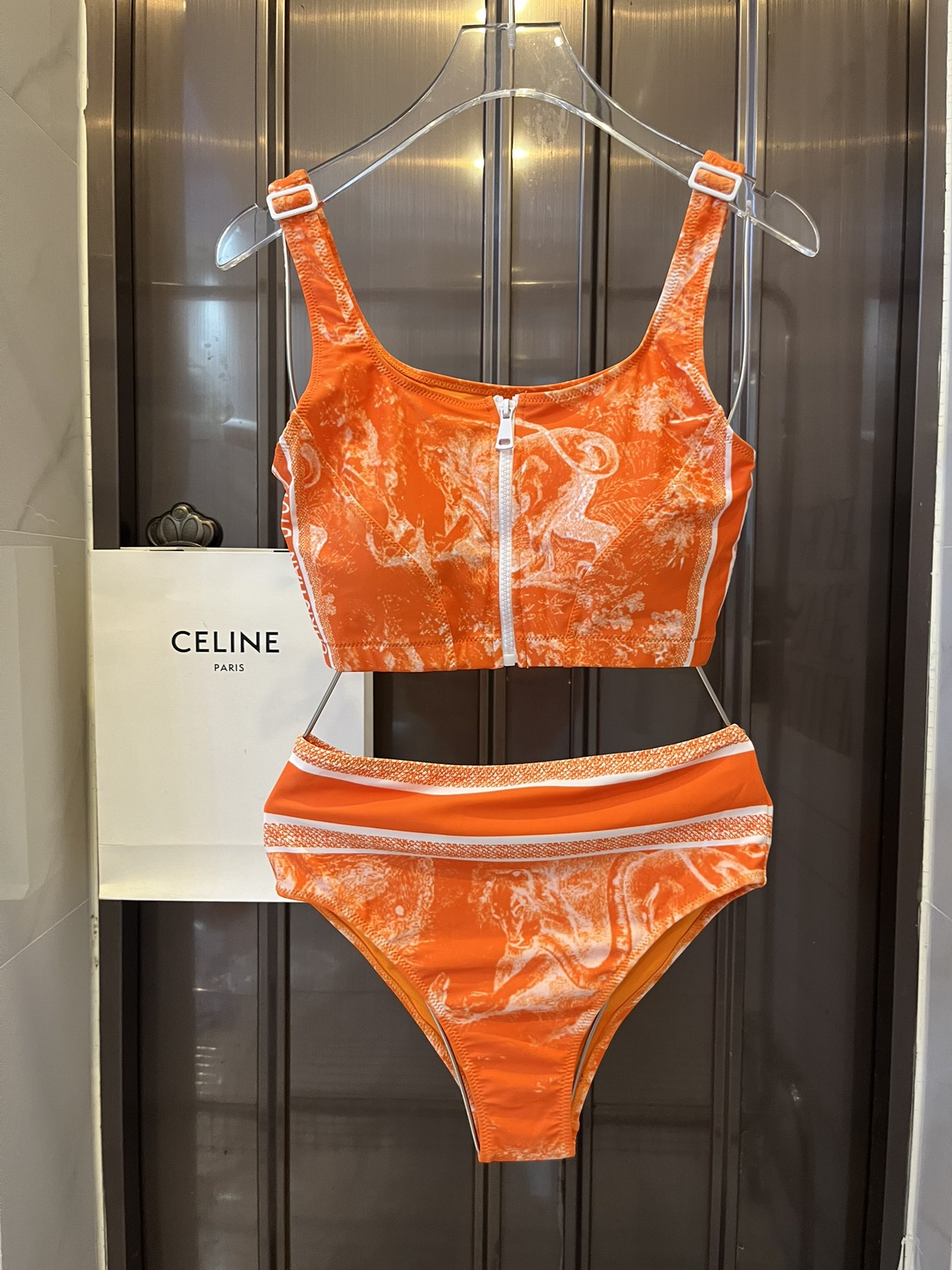 31fdf433bd97d04317d7898705f72f49