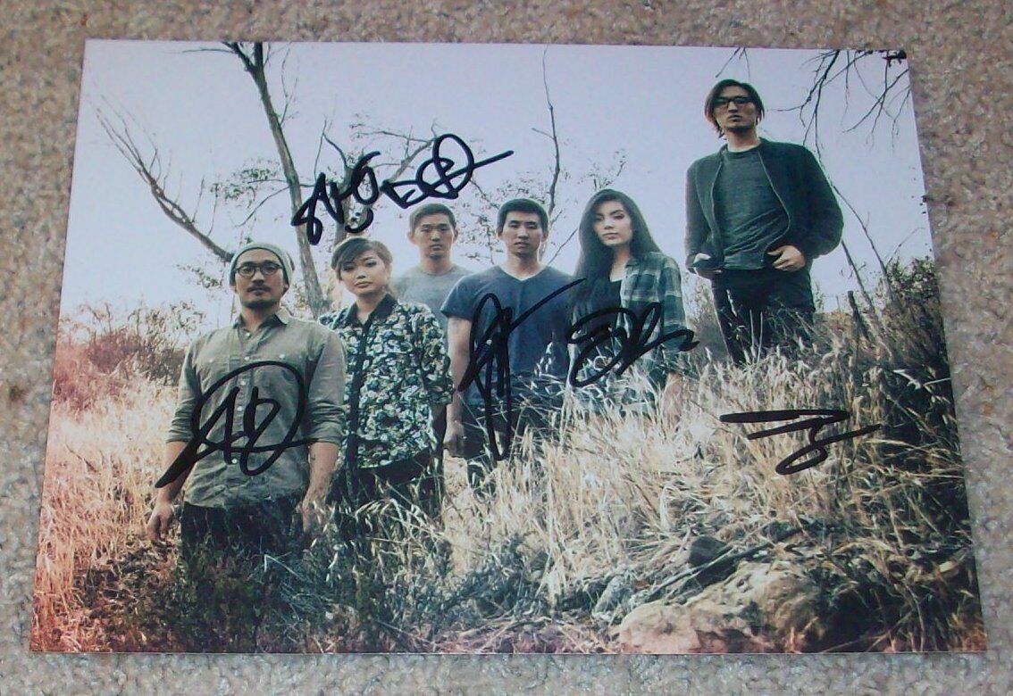 RUN RIVER NORTH SIGNED AUTOGRAPH 8x10 Photo Poster painting D w/PROOF ALEX HWANG +5