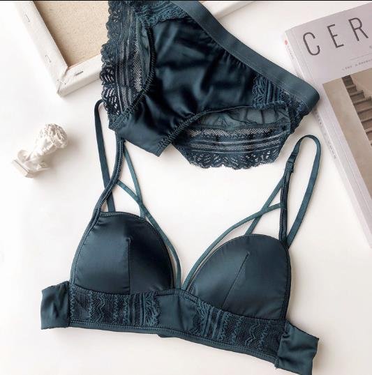 Wriufred Sexy Satin Triangle Cups Lingerie Sets Seamless Comfort Bra Set Tie-style Design Underwear Plus Size Thin Women Bras