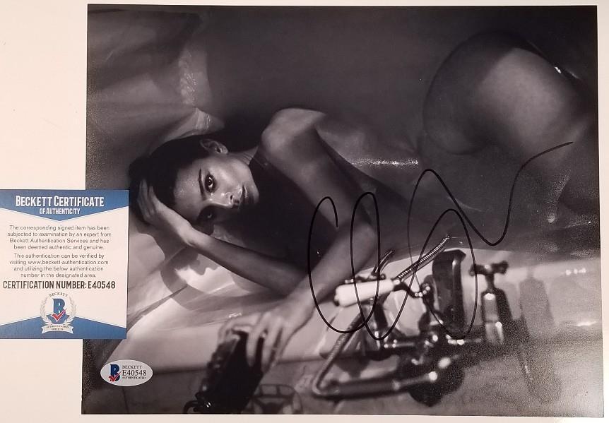 Actress Model EMILY RATAJKOWSKI Signed 8x10 Photo Poster painting Autograph C ~ BAS Beckett COA