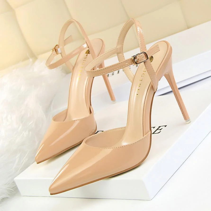 Simple stiletto super high heel shallow pointy patent leather sexy flat sandals