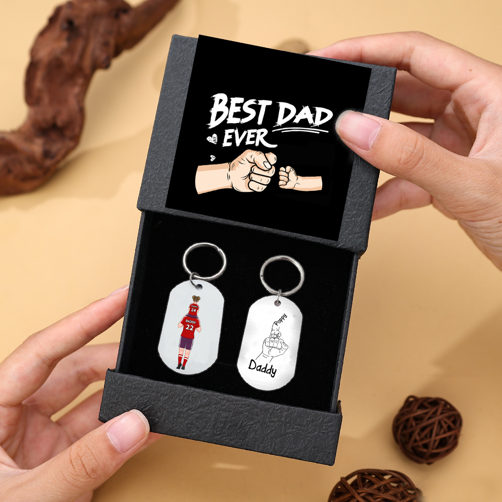 1-3 Names - Personalised Dad Football Team Fist Keychain Customized Name Gift with Gift Box for Dad/Grandad