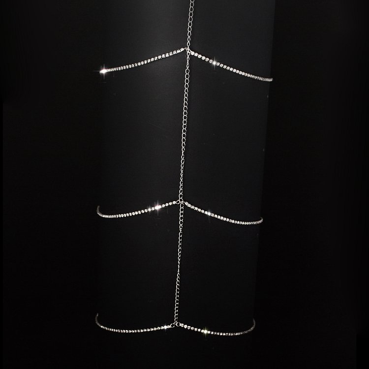 Multi-layer metal leg chain women