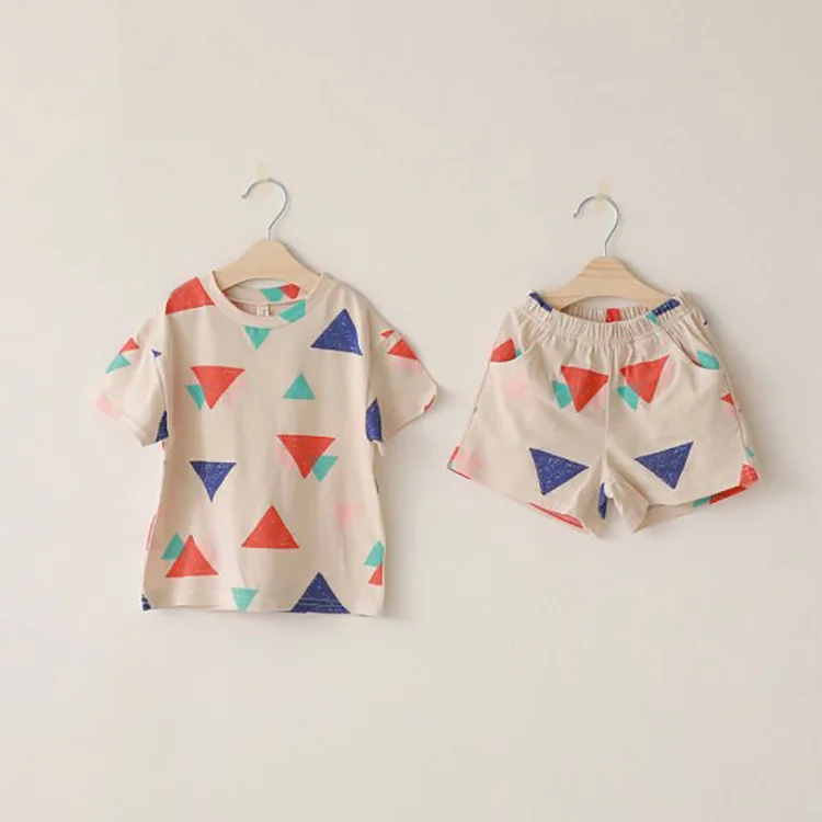 2pcs Baby Toddler Boy/Girl Geometry Print Short Sleeve T-Shirt and Shorts Set