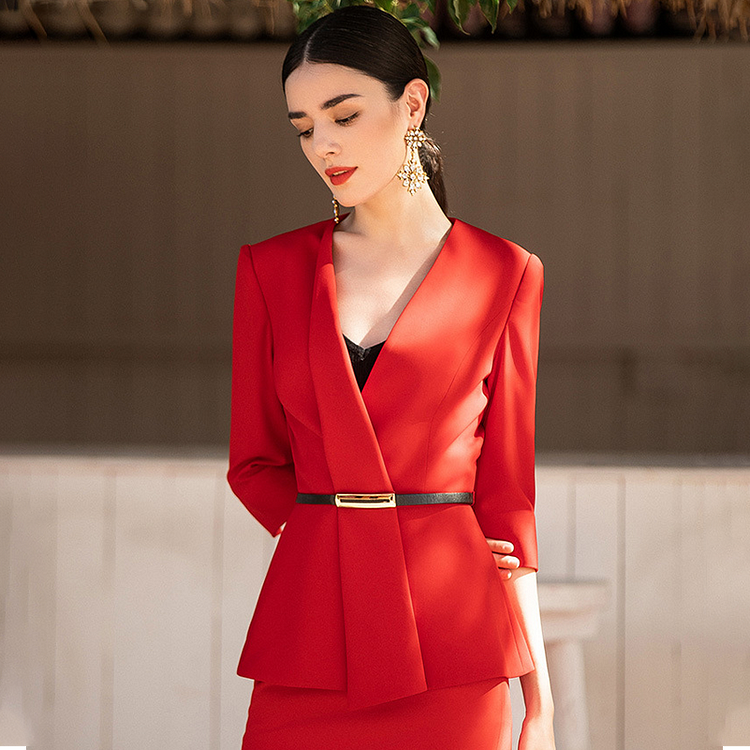 Red Half Sleeve Suit Three Piece
