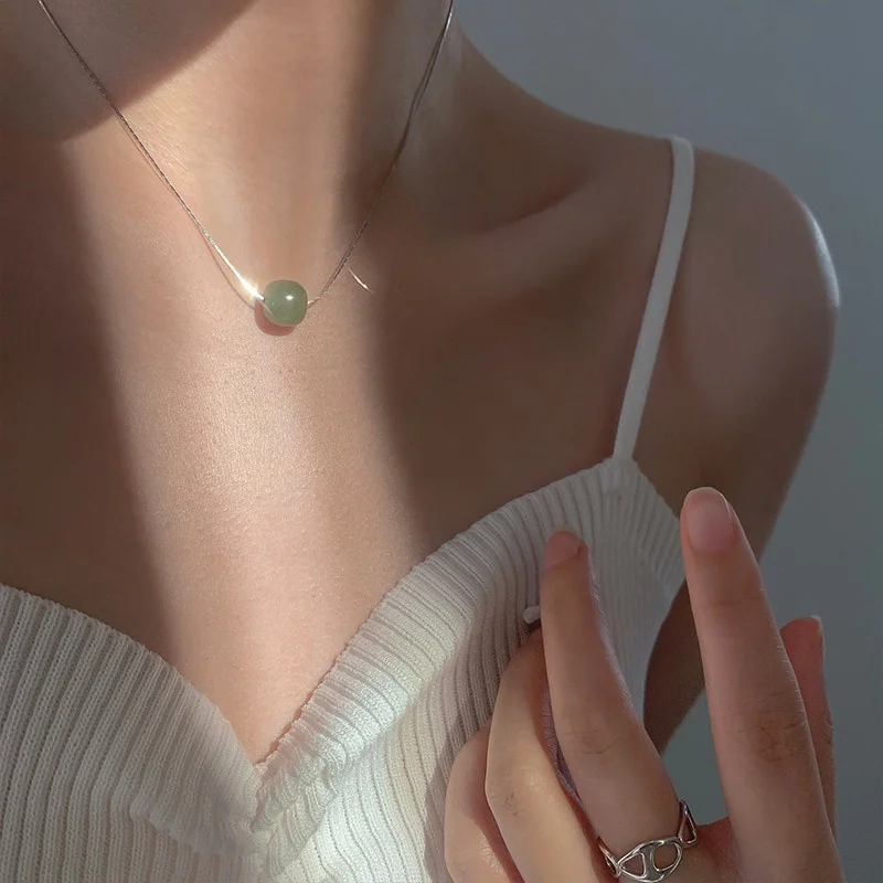 Elegant Hetian Jade Pendant Necklace in Sterling Silver - Stylish Clavicle Chain with Unique Design for Women