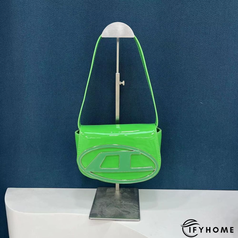 Fashion Single Shoulder Oblique Armpit Small Square Saddle Bag | IFYHOME