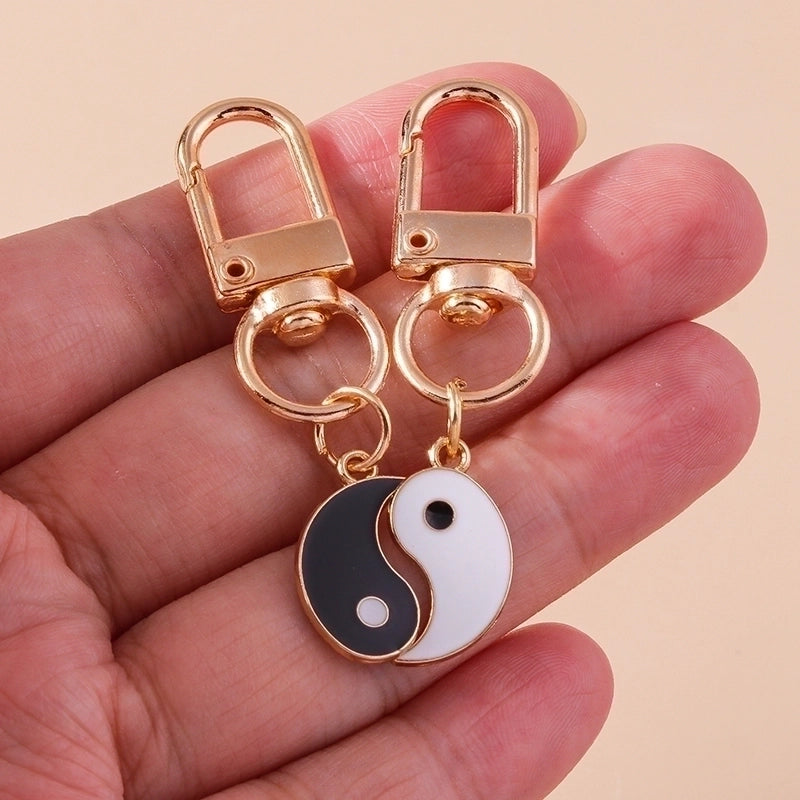 Chinoiserie Tai Chi Alloy Keychain