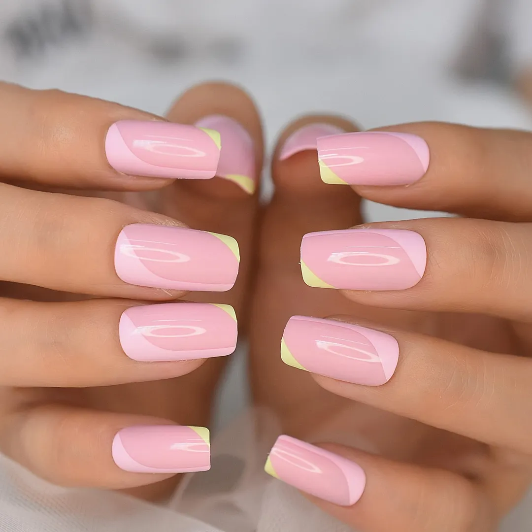 Beige Gradient French Manicure Tips Gorgeous and Classy Natural Fake Nails Faded Nails Designed-Nail Inspo