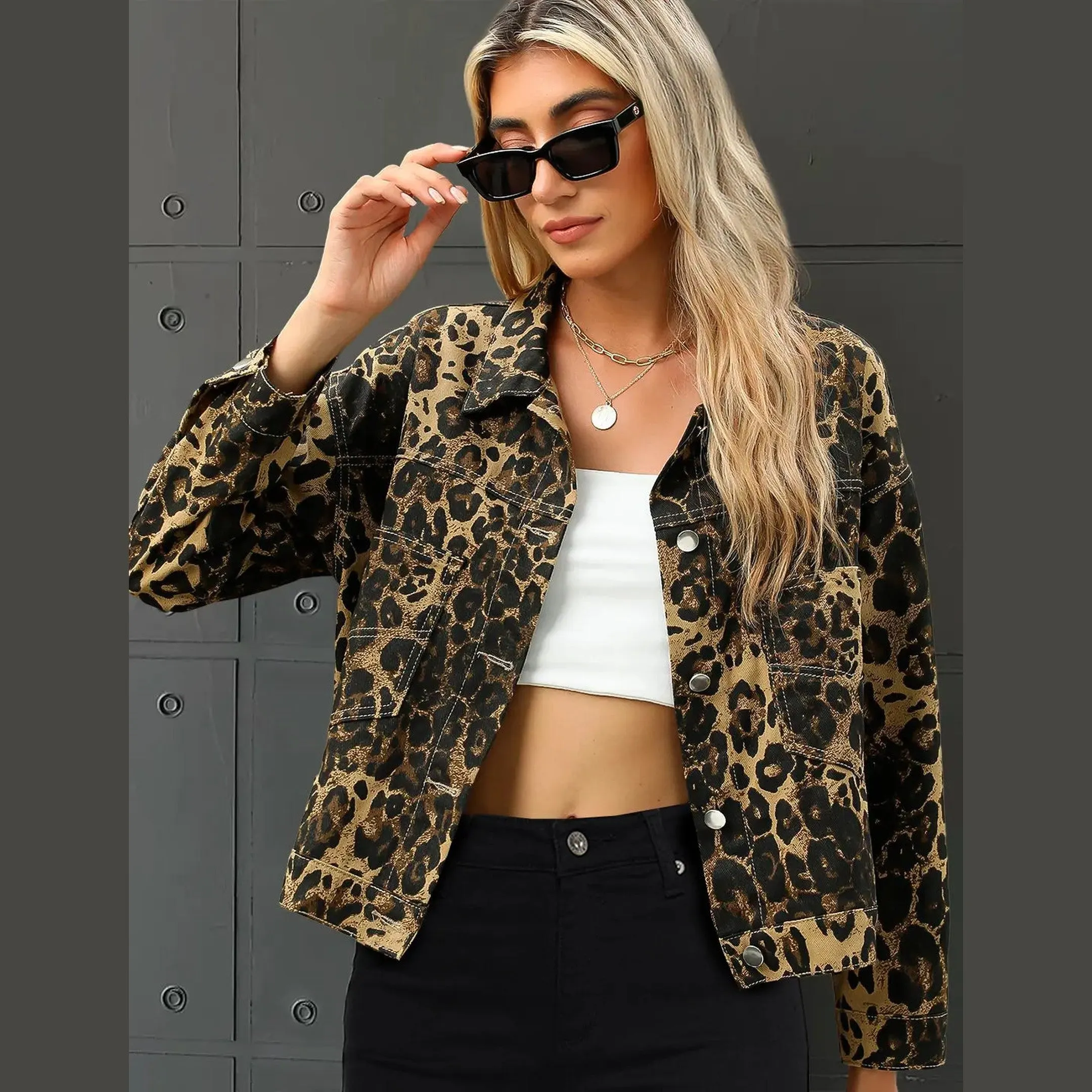 Women's Leopard Print Tailored Jacket &ndash; Statement Layer