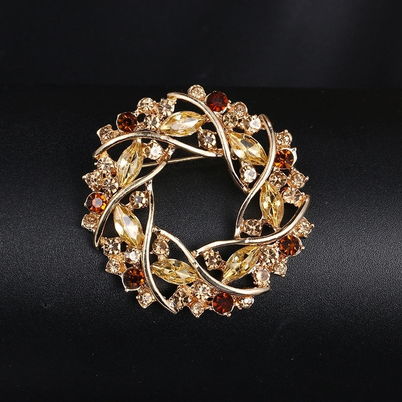 Korean Style Pin Flower Alloy Plating Rhinestones Women’S Brooches