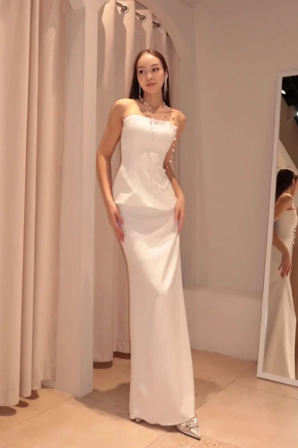 Ivory Elegant Strapless Slim Fit Prom Dress ZT0750