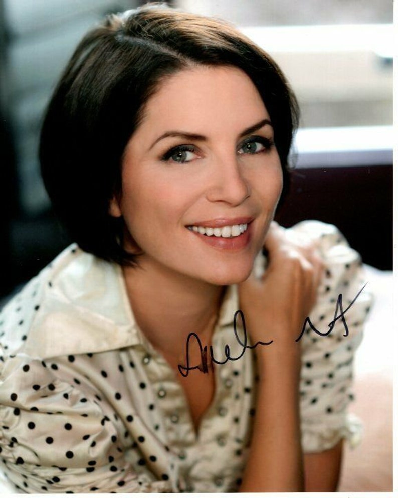 Sadie frost signed autographed Photo Poster painting