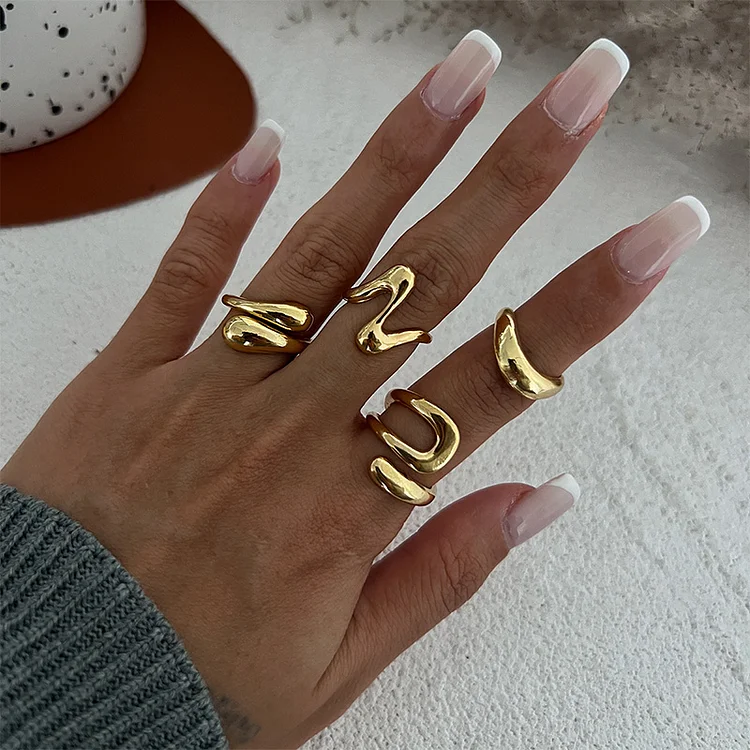 Golden minimalist ring set of four