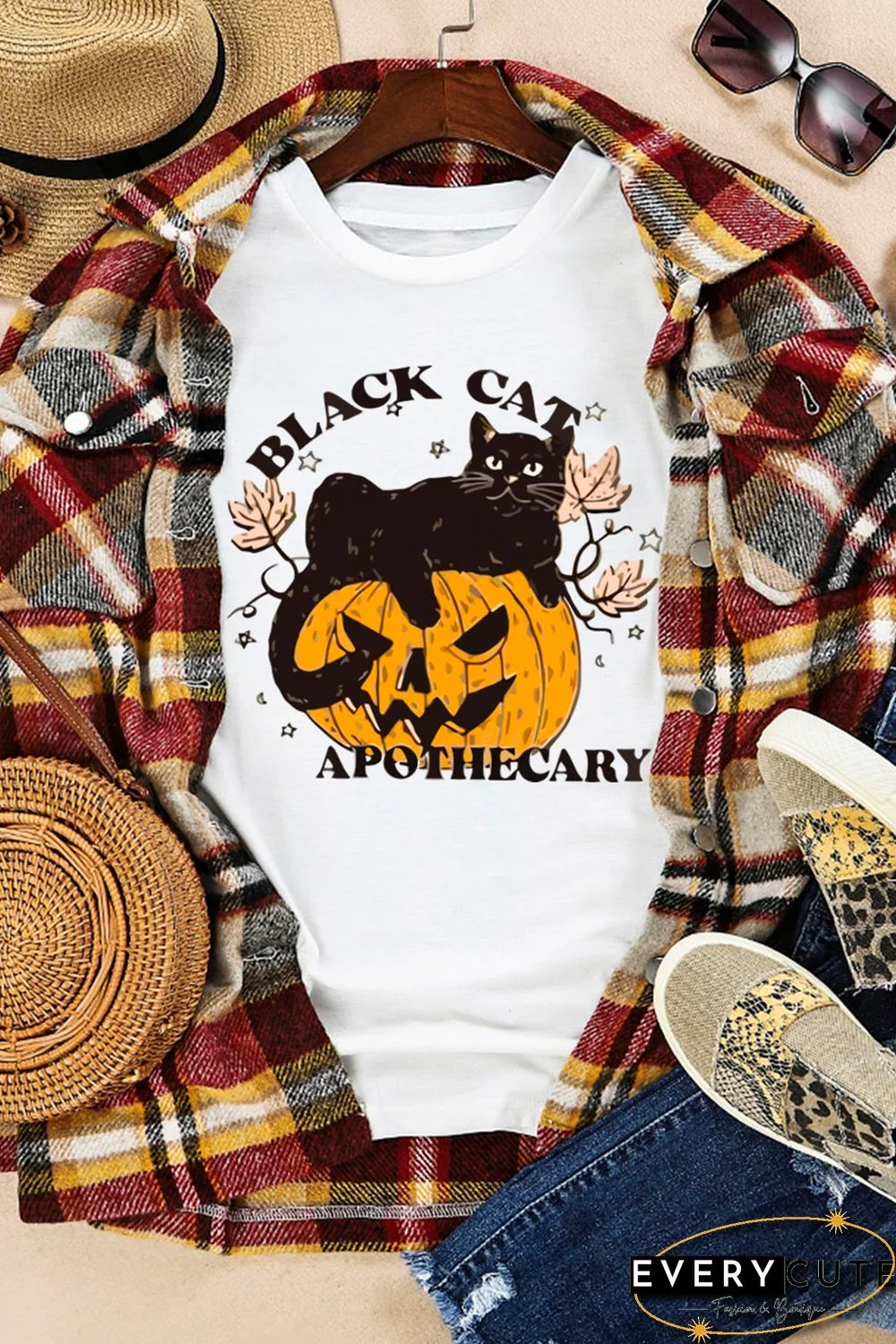 White Black Cat Pumpkin Letter Print Crewneck Graphic Tee