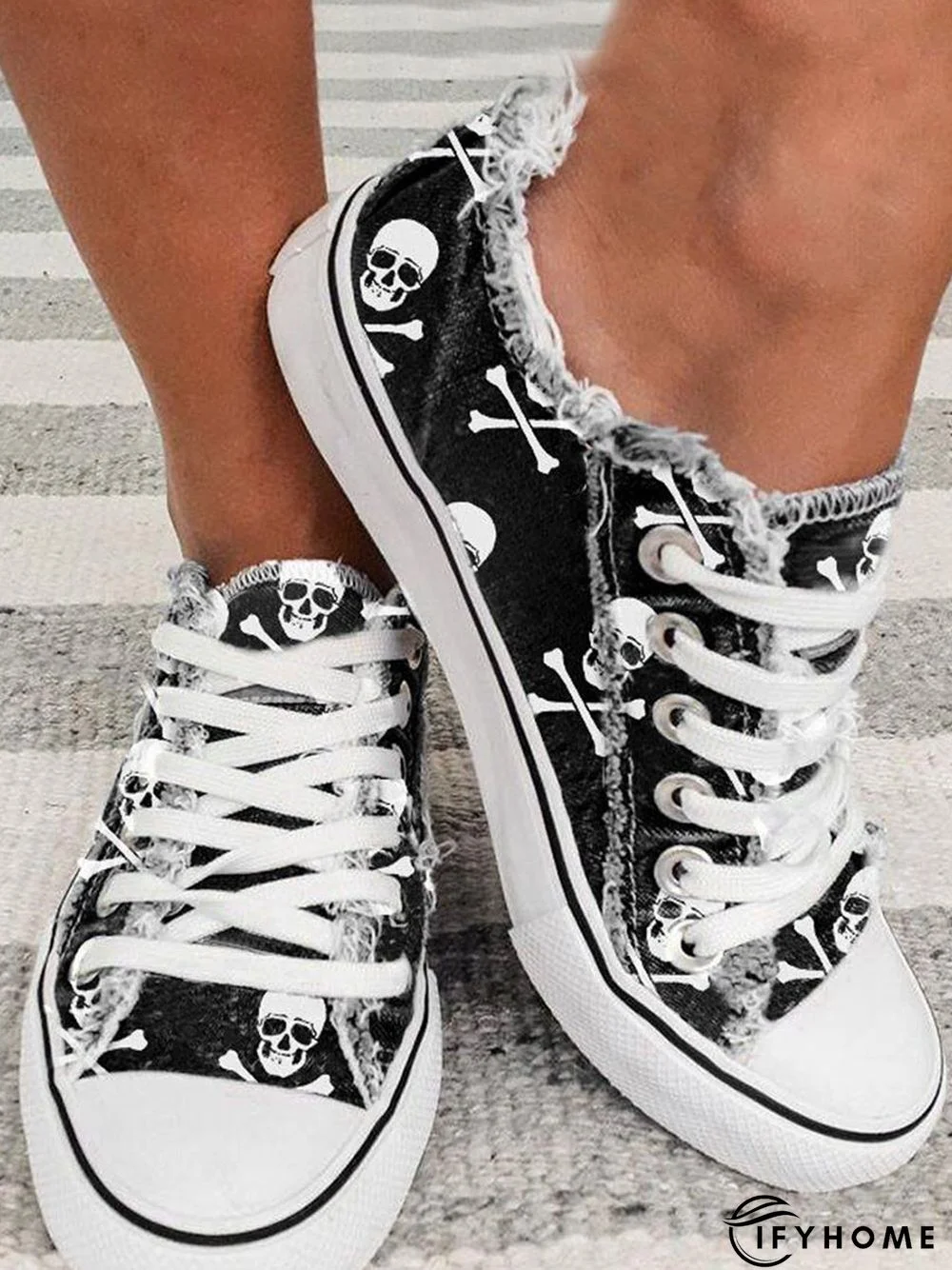 Halloween Black Skull Print Distressed Lace Up Sneakers | IFYHOME