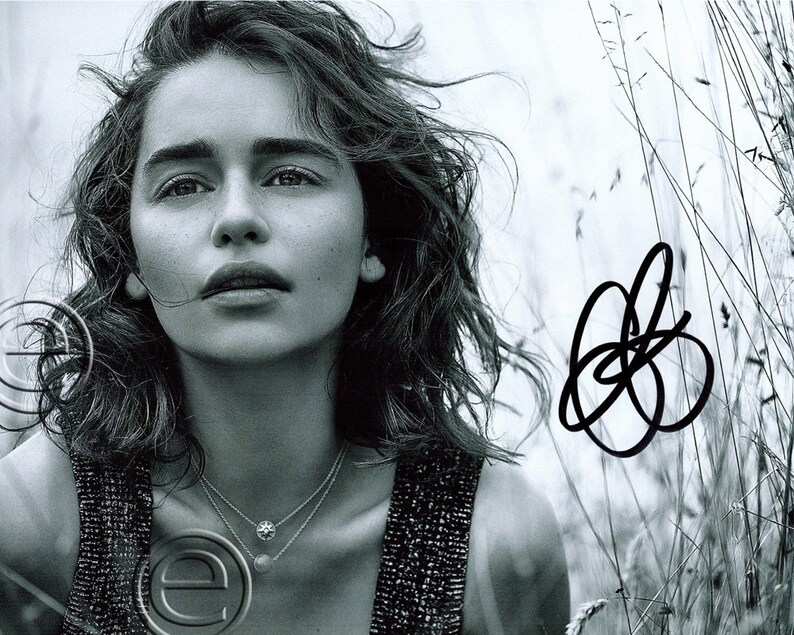 Emilia Clarke Autographed Signed Photo Poster painting 8 x 10 print Photo Poster painting picture poster wall art autograph