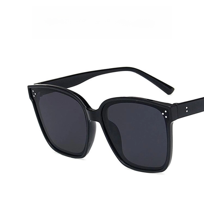 Fashion Three-meter Nail Square Sunglasses New Sun Protection Wild Sunglasses