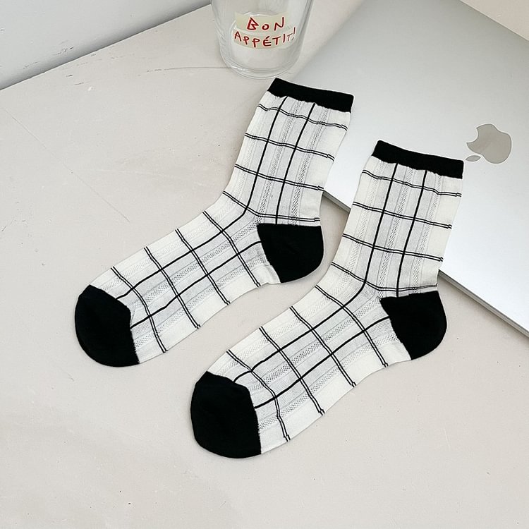 Black And White Three-Dimensional Flower Mesh Breathable Socks Women's Thin Socks