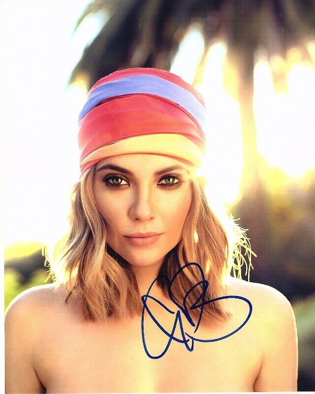 Ashley Benson Signed - Autographed Pretty Little Liars Actress 8x10 Photo Poster painting