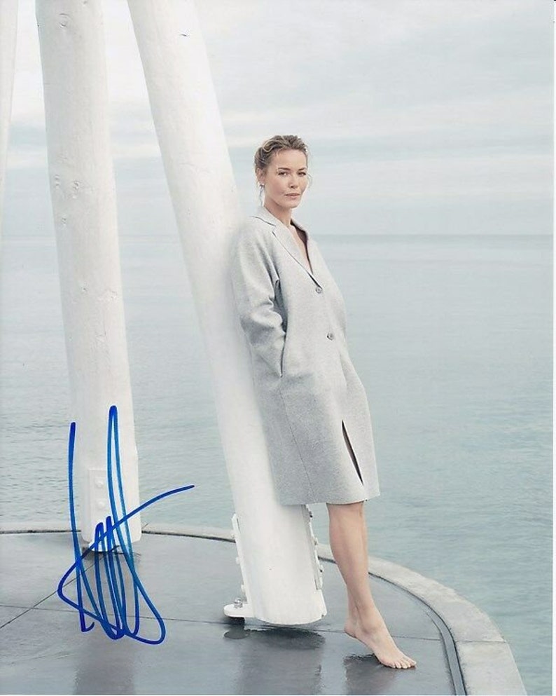 Connie nielsen signed autographed Photo Poster painting