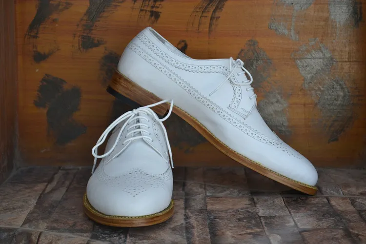 Handmade men wing tip brogue white shoes, Men white dress shoes