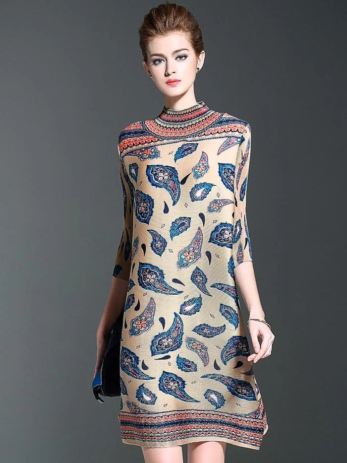Fashion printed three-quarter sleeve loose stretch pleated dress