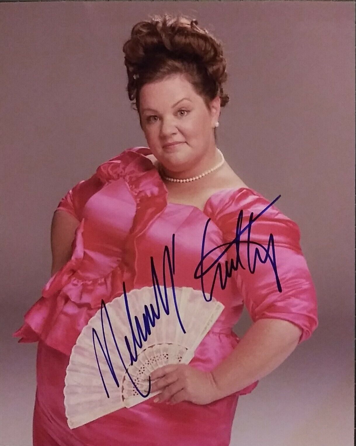 Melissa McCarthy signed 8x10