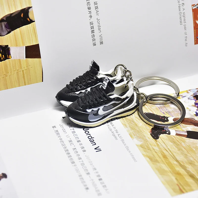Sacaix Nike VaporWaffle - "Black and White" - Sneakers 3D Keychain
