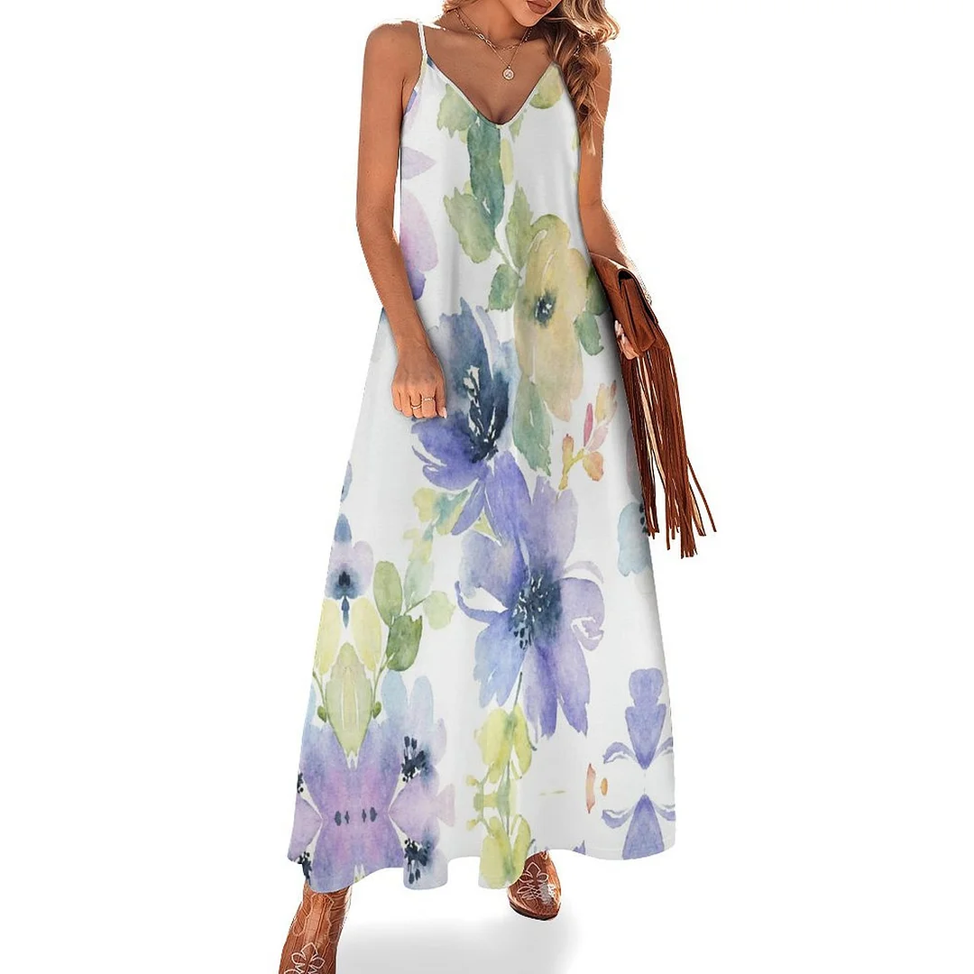 Style & Comfort for Mature Women Plus Size Printed Sling Casual Women Maxi Dress in Pattern Floral, Purple