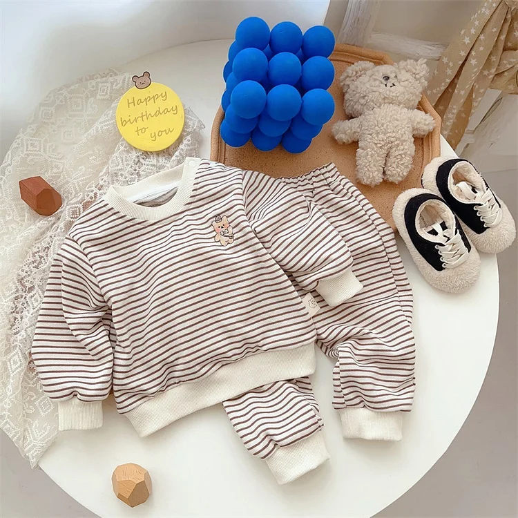 2pcs Baby Boy/Girl Stripe and Bear Embroidery Crewneck Long Sleeve Set