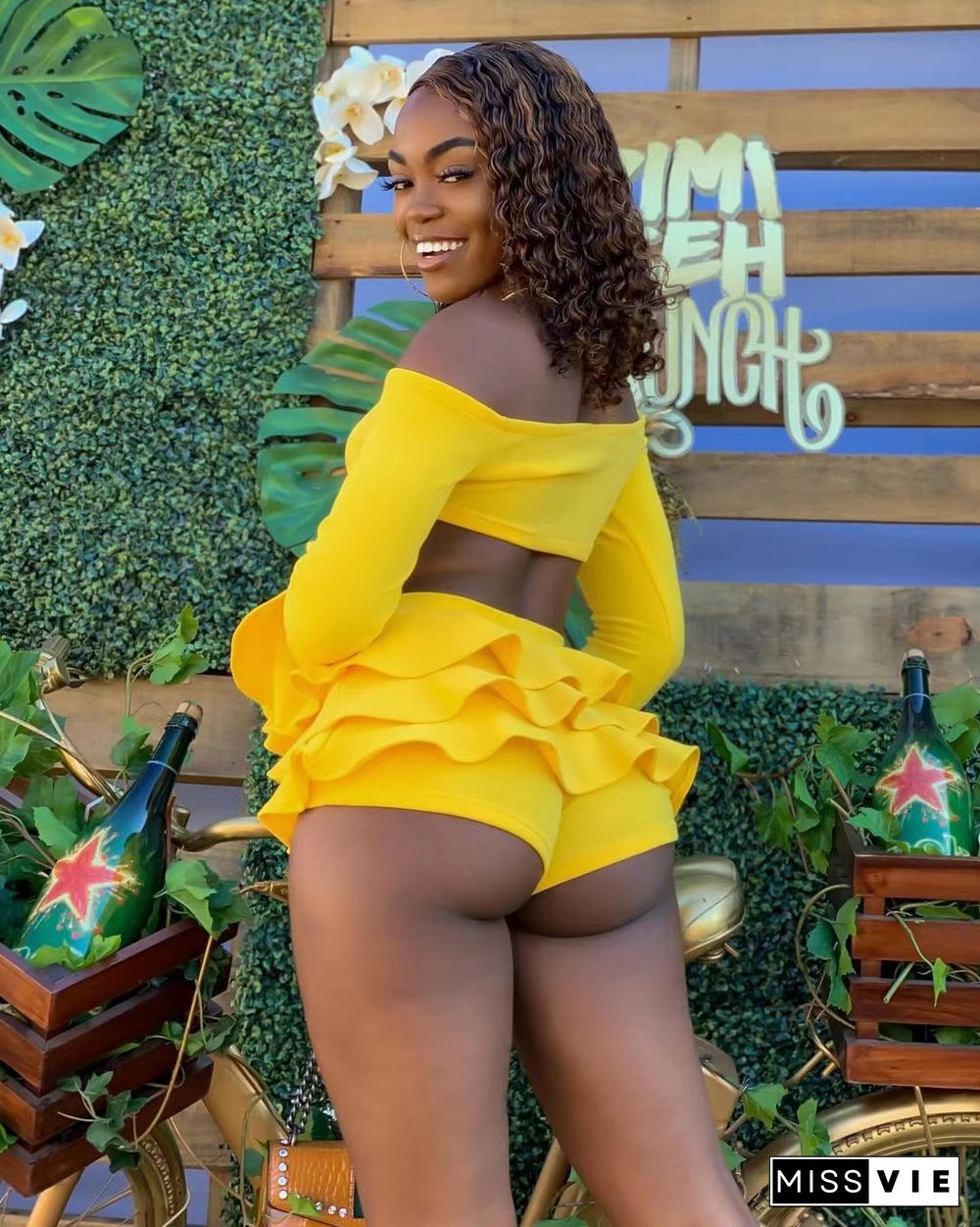 Sexy Off Shoulder Crop Tops Ruffle Mini Skirt Sets