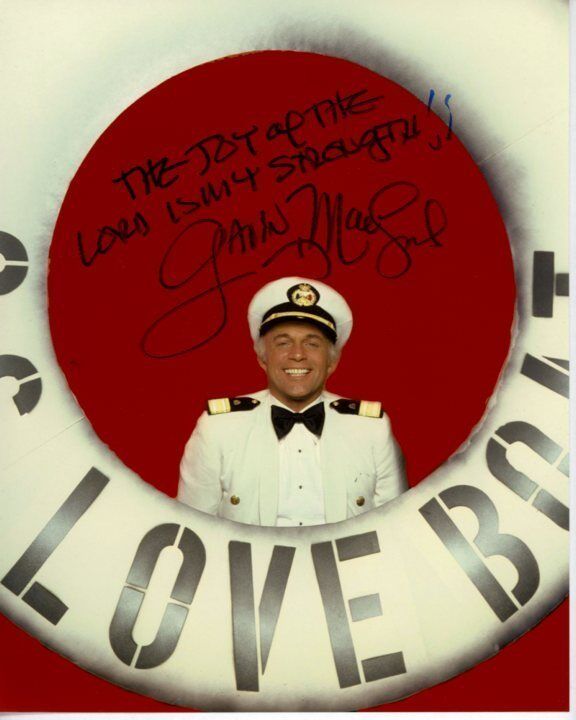 GAVIN MACLEOD Signed Autographed THE LOVE BOAT CAPTAIN MERRILL STUBING Photo Poster painting