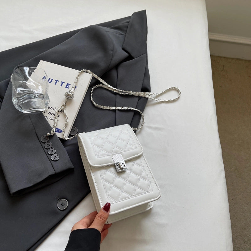 Women’s Medium Pu Leather Solid Color Lingge Streetwear Square Flip Cover Shoulder Bag Crossbody Bag