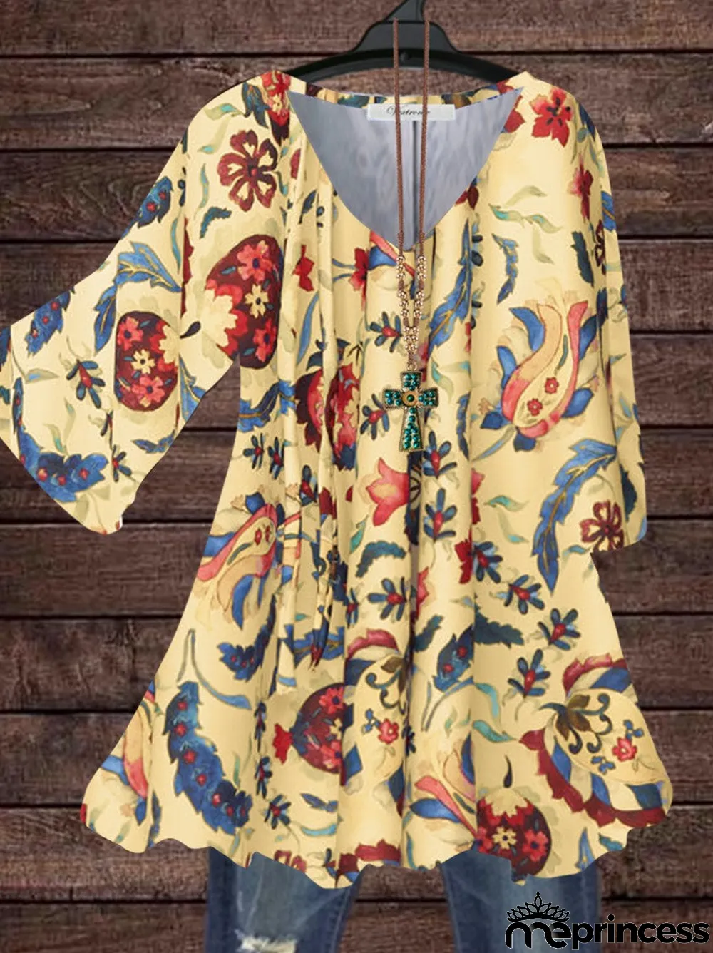 Women 3/4 Sleeve V-neck Floral Printed Graphic Top