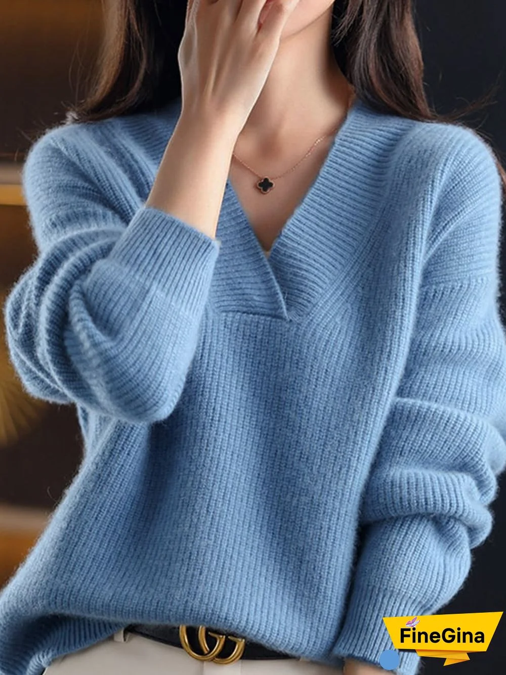 Women's Fashionable Soft And Waxy Loose V-Neck Solid Color Sweater