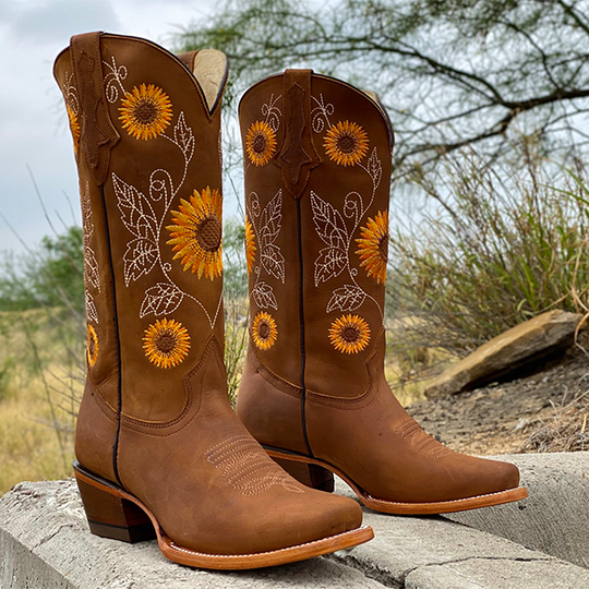 Women's Cowboy Boots With Sunflowers