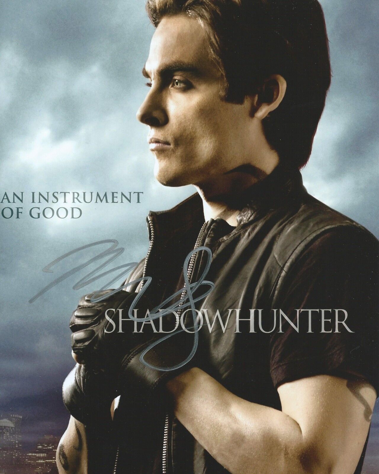 **GFA The Mortal Instruments *KEVIN ZEGERS* Signed 8x10 Photo Poster painting K2 COA*