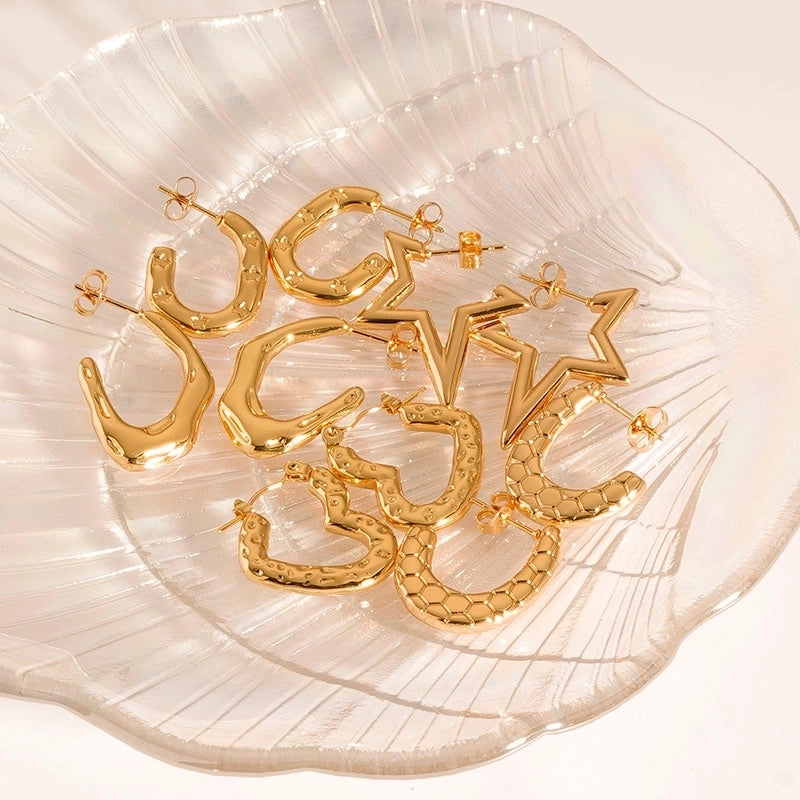 1 Pair Casual Modern Style Classic Style U Shape Geometric 304 Stainless Steel Titanium Steel 18K Gold Plated Earrings