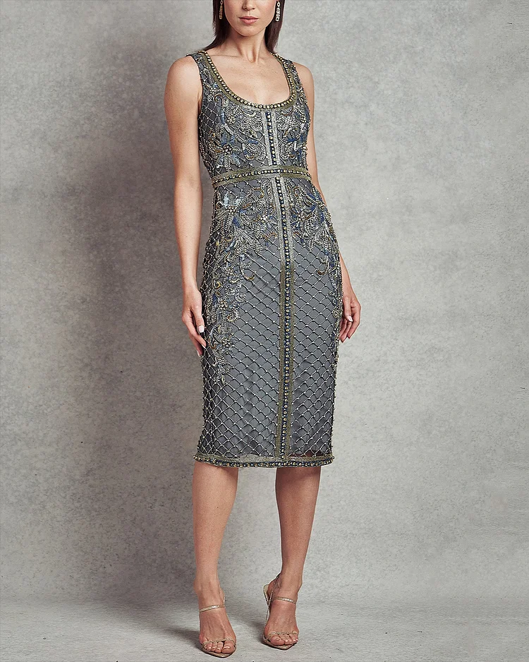 Women's Round Neck Sleeveless Embroidered Dress