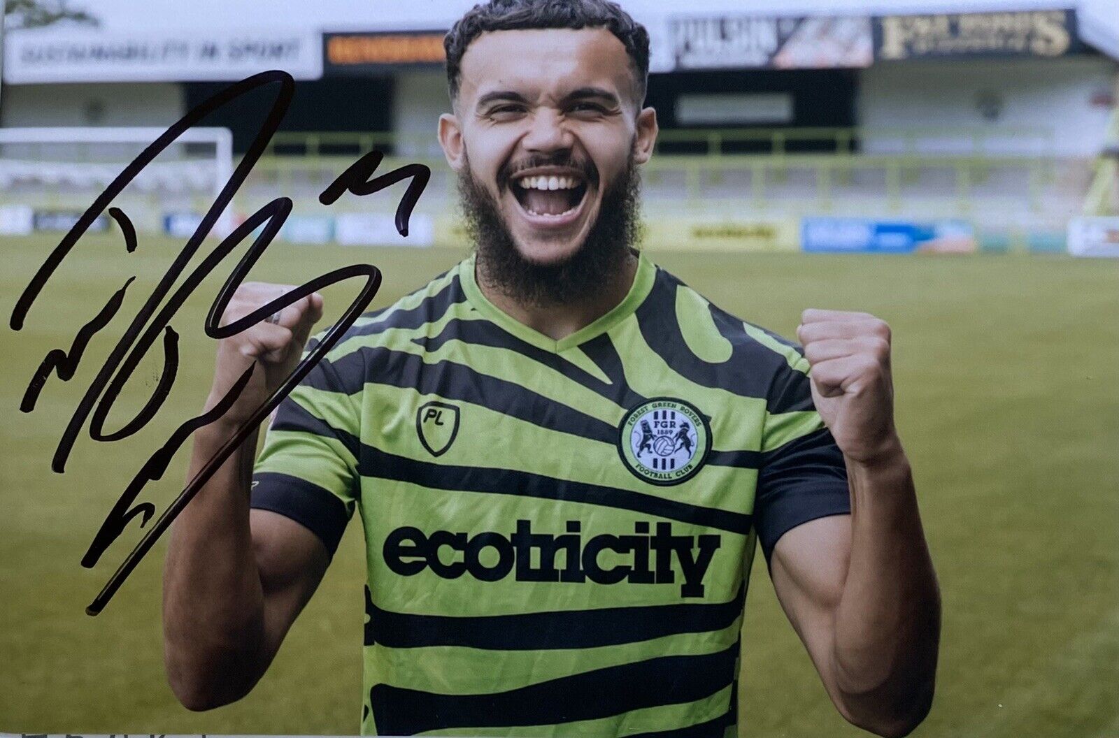 Dom Bernard Genuine Hand Signed Forest Green Rovers 6X4 Photo Poster painting 3