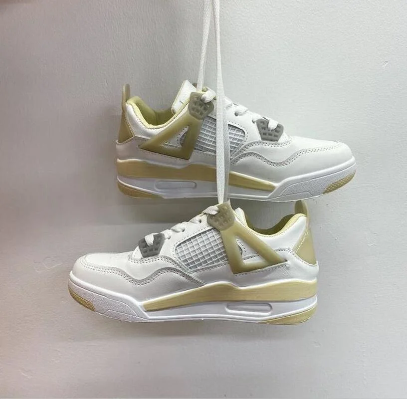 2021 Autumn New Women's Casual White Shoes Woman Sports Flats Ladies Skateboard Shoes Platform Sneakers Light Soft Walking Shoes